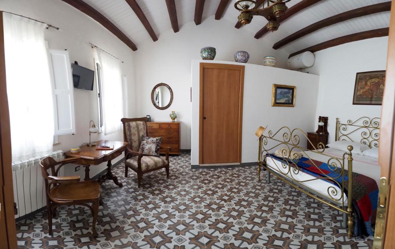 B&B Manca1Fiorino Buseto Palizzolo Room photo